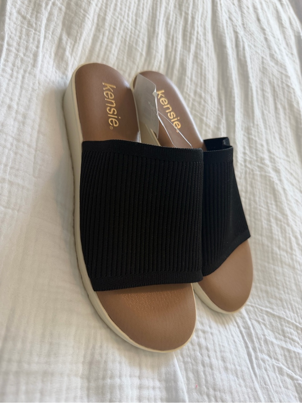 kensie Black Ribbed Slide Sandals with Tan Footbed